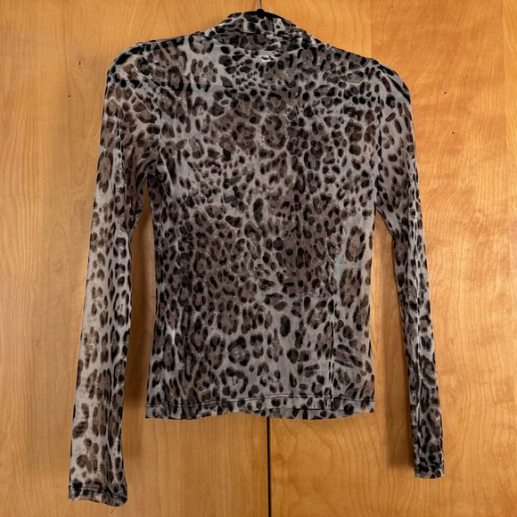 Ten Sixty Sherman sheer leopard / cheetah turtleneck - Picture 6 of 7